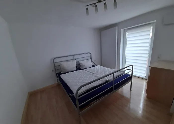 Haus Lehenthaler 公寓
